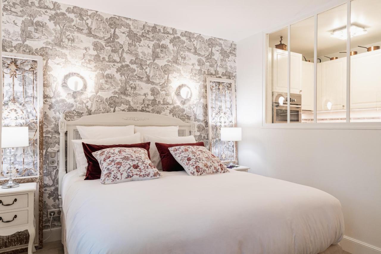The French Boudoir Apartment Еперне Екстериор снимка